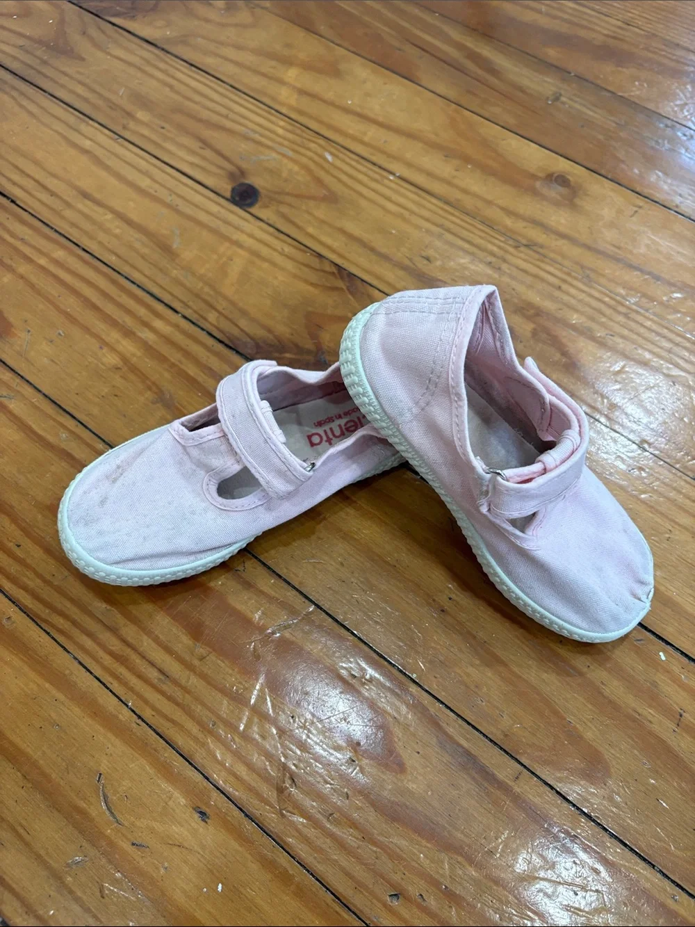 Cienta Pink Canvas Hook-and-Loop Mary Jane Sneakers